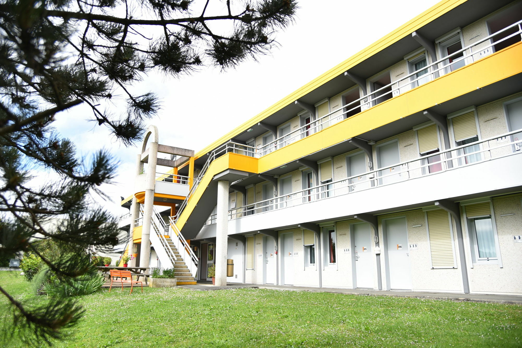 Premiere Classe Saintes Exterior foto